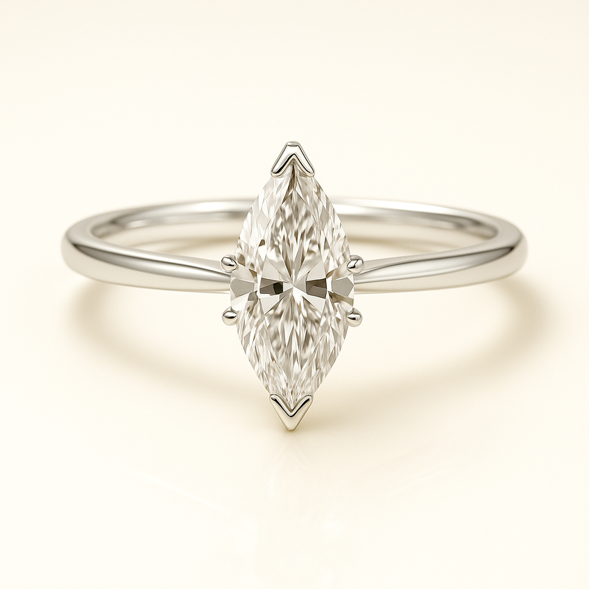 Anillo Solitario Marquise en Oro con Diamante de Laboratorio