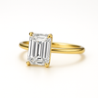 Anillo Solitario Clásico en Oro con Diamante Corte Esmeralda de Laboratorio
