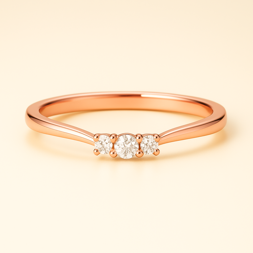 Anillo tres piedras pequeñas en oro con opción de moissanitas o diamantes naturales de 2 mm
