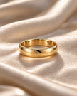 Argolla de matrimonio media caña en oro amarillo